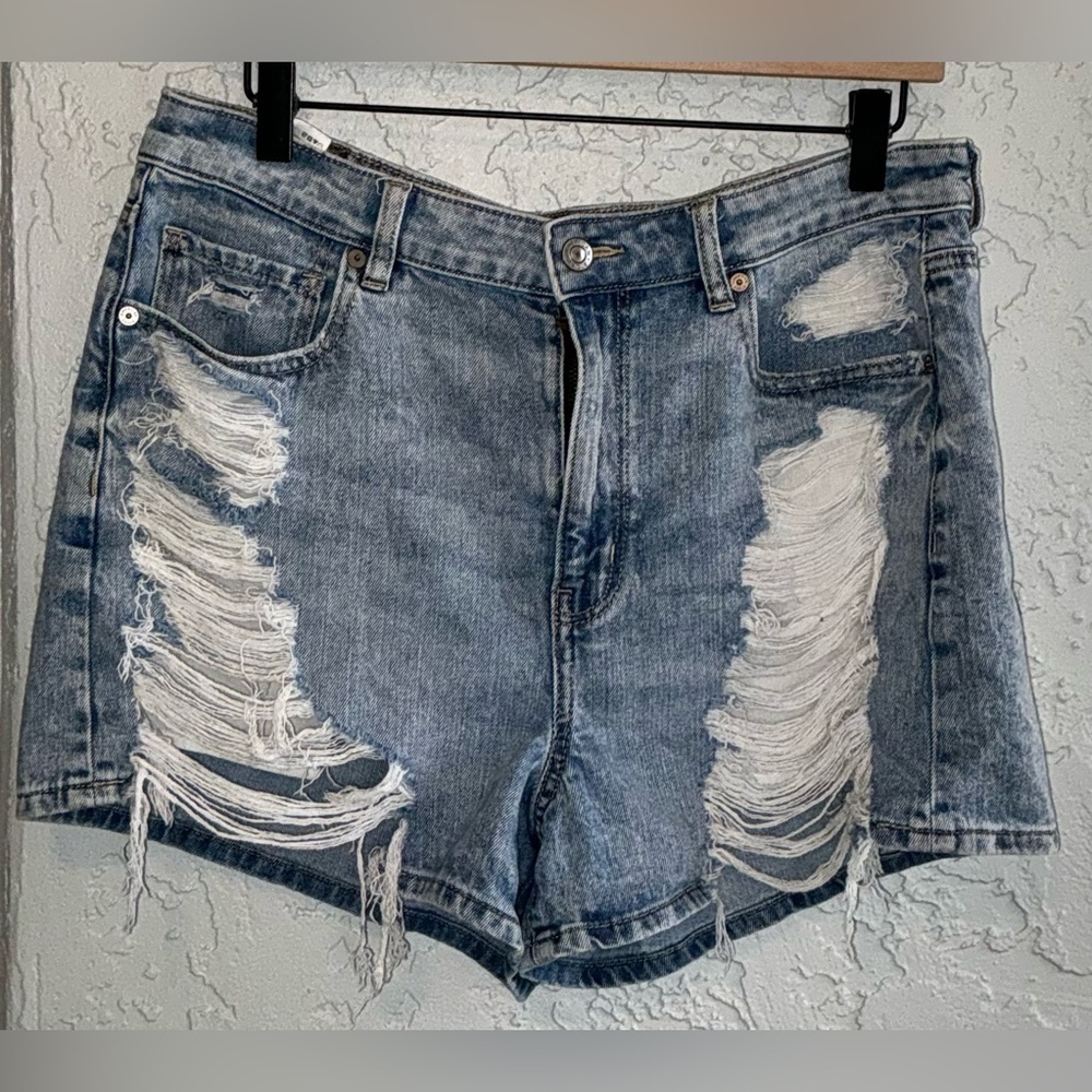American Eagle Outfitters Comfort Stretch Distressed Jean Shorts